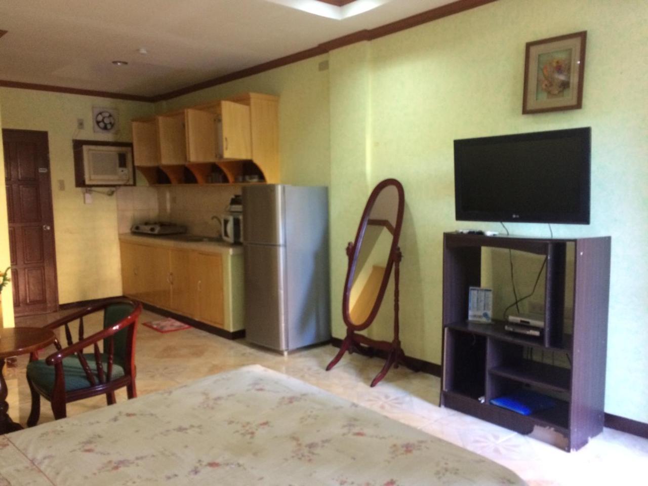 Sunrise Apartelle Olongapo Buitenkant foto