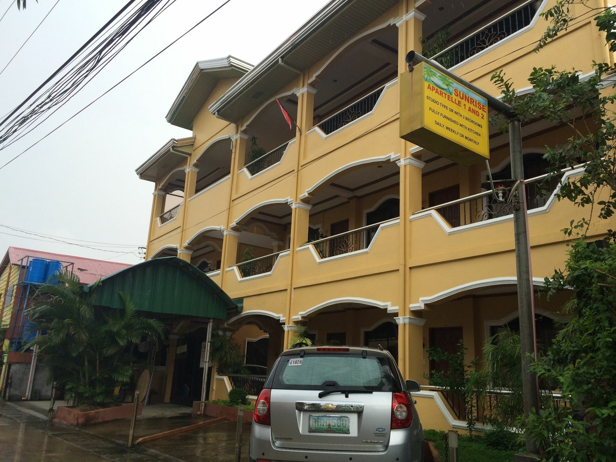 Sunrise Apartelle Olongapo Buitenkant foto